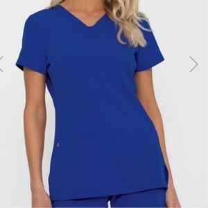 Small heart soul scrub top